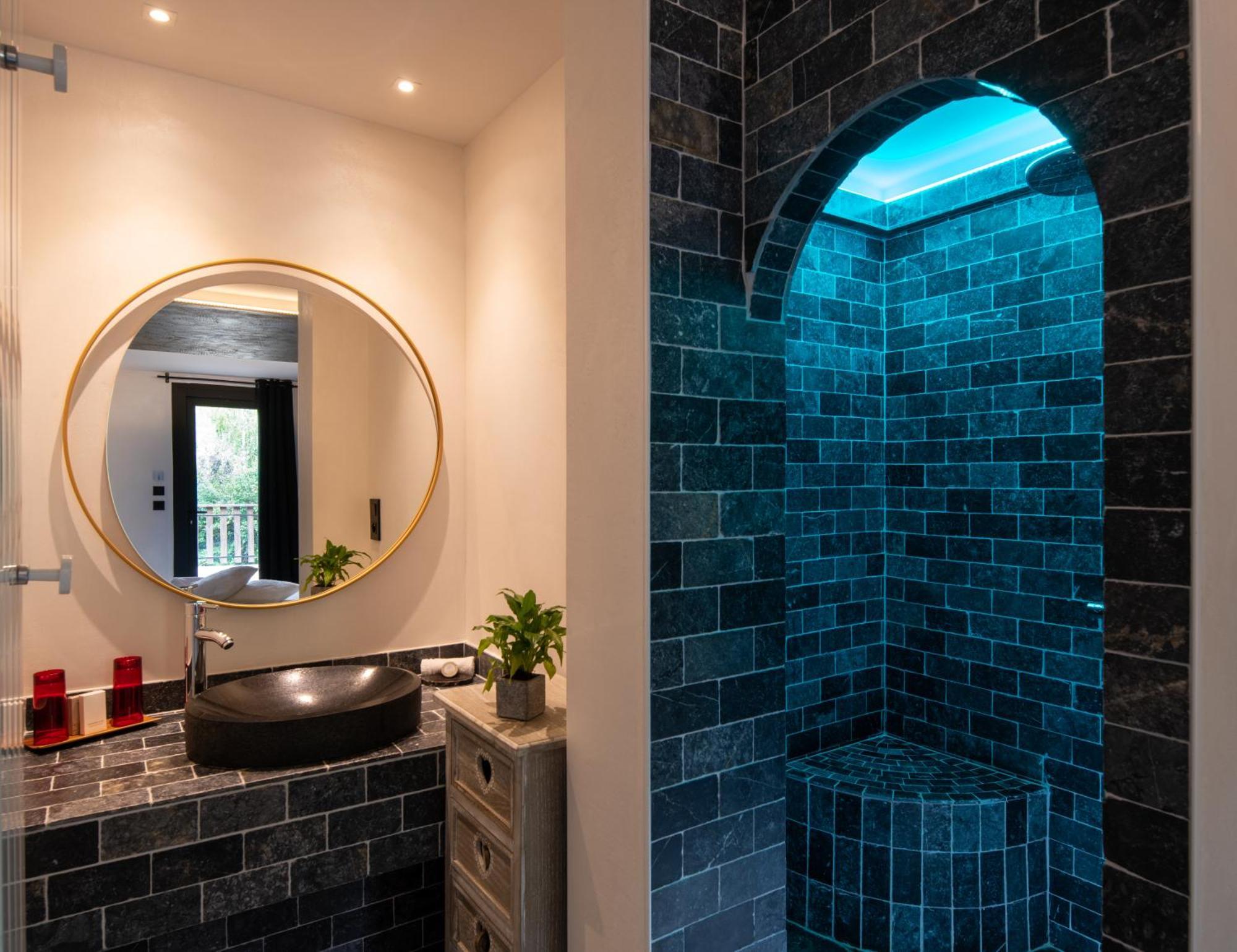 Domaine Du Jardin & Prive Hotel
